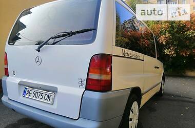 Грузопассажирский фургон Mercedes-Benz Vito 2001 в Кривом Роге