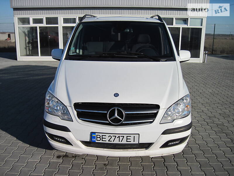 Грузопассажирский фургон Mercedes-Benz Vito 2011 в Николаеве