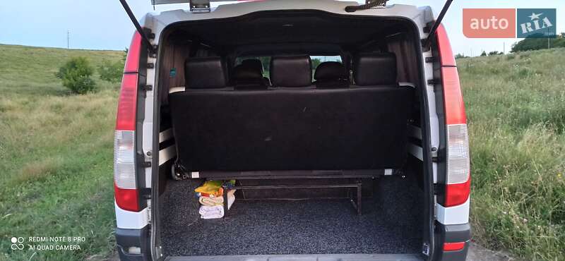 Минивэн Mercedes-Benz Vito 2006 в Черновцах
