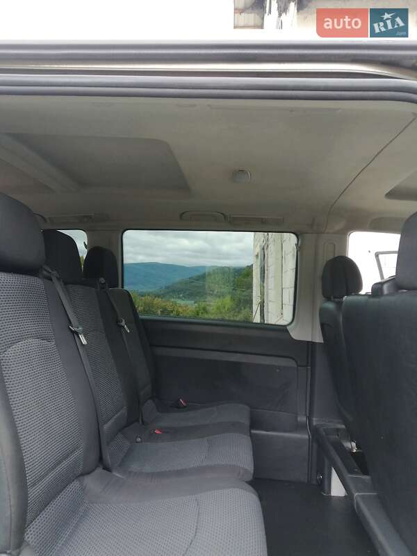 Минивэн Mercedes-Benz Vito 2010 в Сваляве