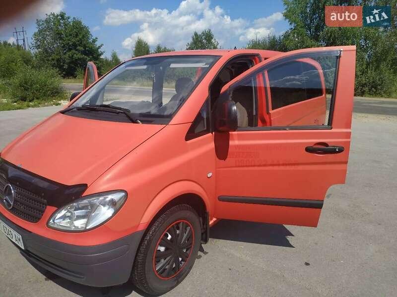 Минивэн Mercedes-Benz Vito 2006 в Долине