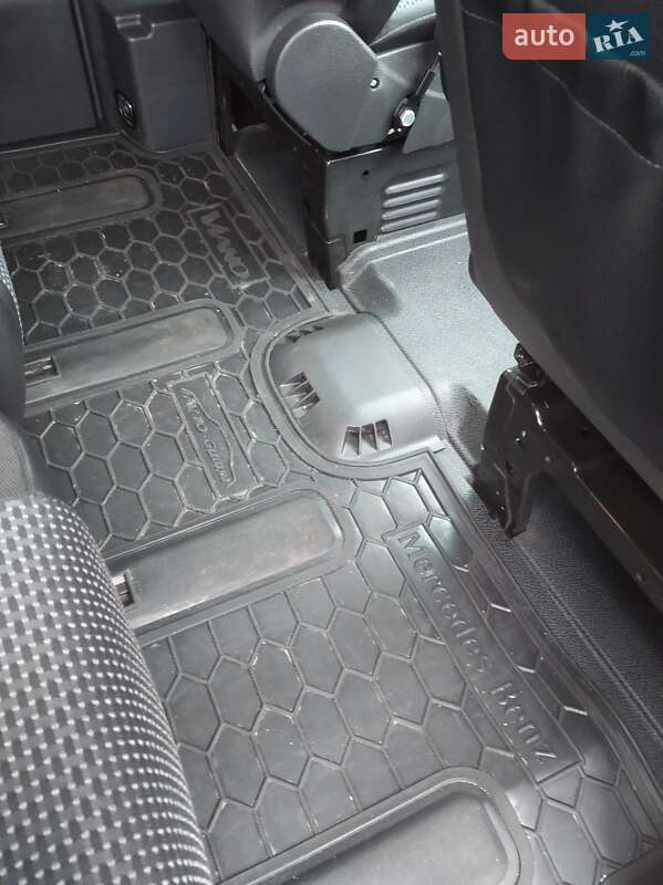 Минивэн Mercedes-Benz Vito 2012 в Черкассах