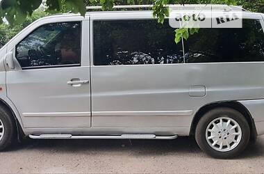 Мінівен Mercedes-Benz Vito 2001 в 