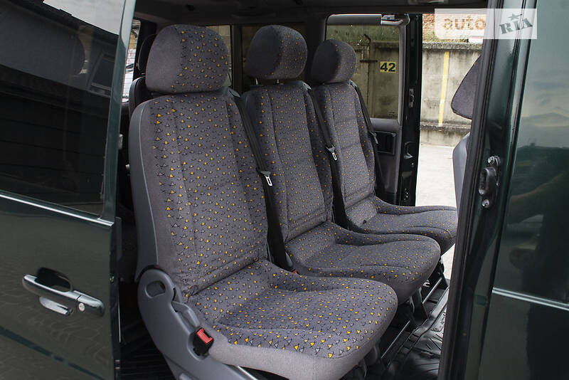 Мінівен Mercedes-Benz Vito 2001 в Нововолинську