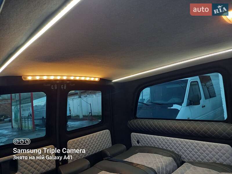 Минивэн Mercedes-Benz Vito 2018 в Черновцах