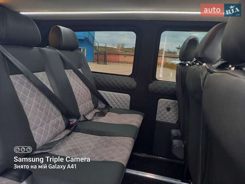 Минивэн Mercedes-Benz Vito 2018 в Черновцах