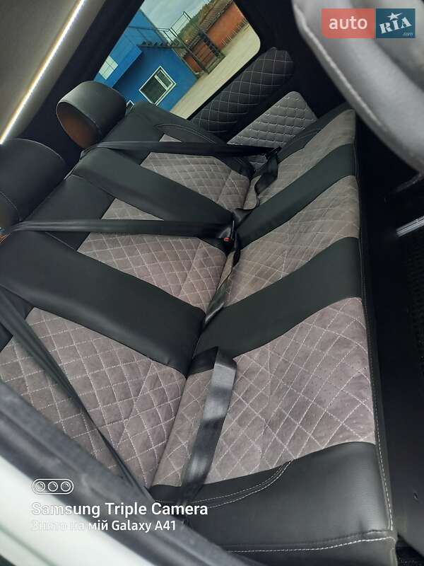 Минивэн Mercedes-Benz Vito 2018 в Черновцах