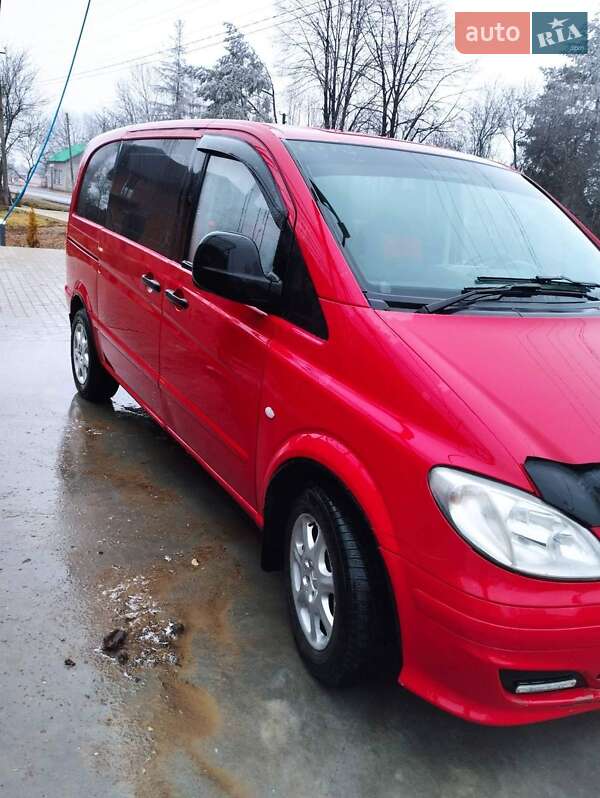 Минивэн Mercedes-Benz Vito 2005 в Сторожинце
