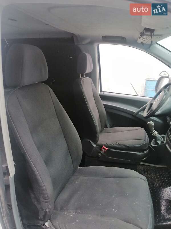 Минивэн Mercedes-Benz Vito 2004 в Любешове