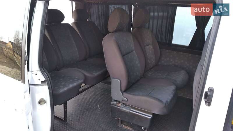 Минивэн Mercedes-Benz Vito 2003 в Сарнах