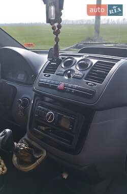 Мінівен Mercedes-Benz Vito 2004 в 