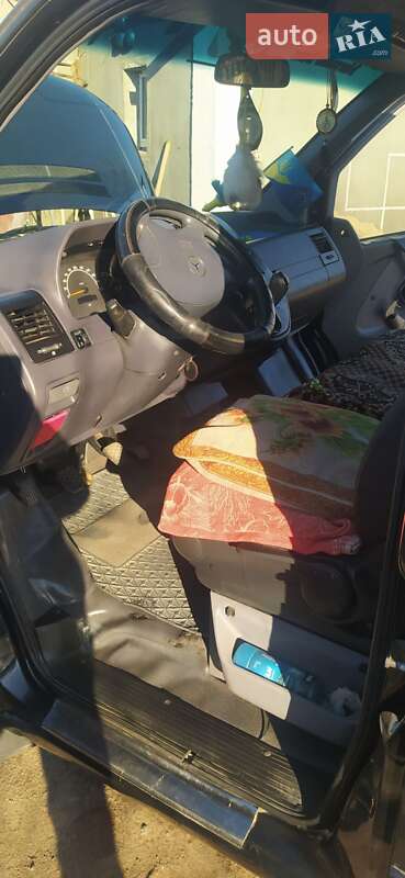 Минивэн Mercedes-Benz Vito 2001 в Новом Буге