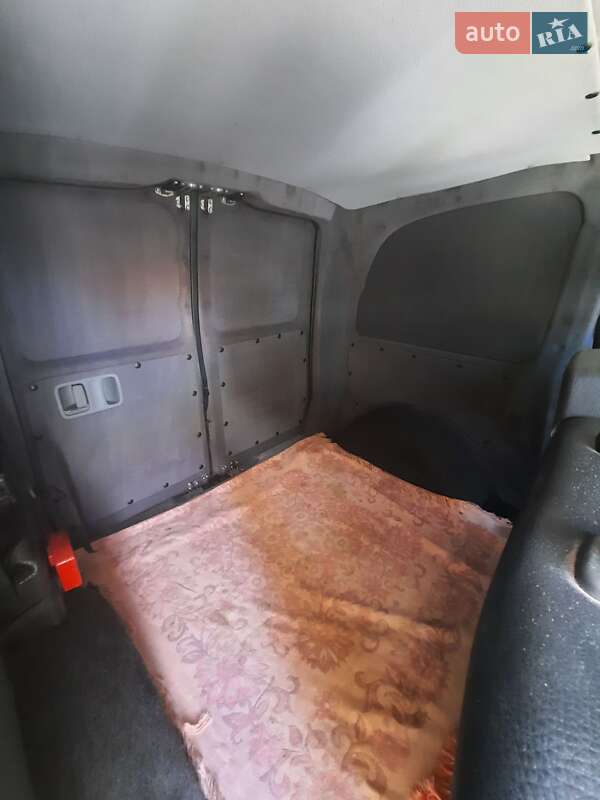 Минивэн Mercedes-Benz Vito 2008 в Тячеве фото 16 Минивэн Mercedes-Benz Vito 2008 в Тячеве