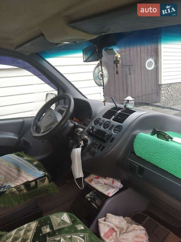 Мінівен Mercedes-Benz Vito 2003 в Бориславі