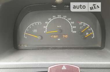 Мінівен Mercedes-Benz Vito 2000 в 
