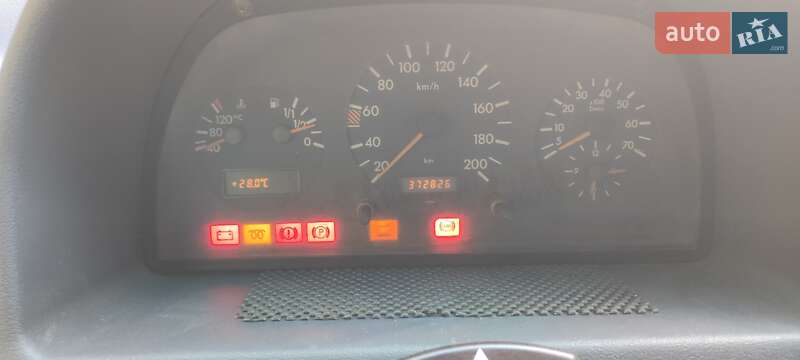 Минивэн Mercedes-Benz Vito 1998 в Веселинове