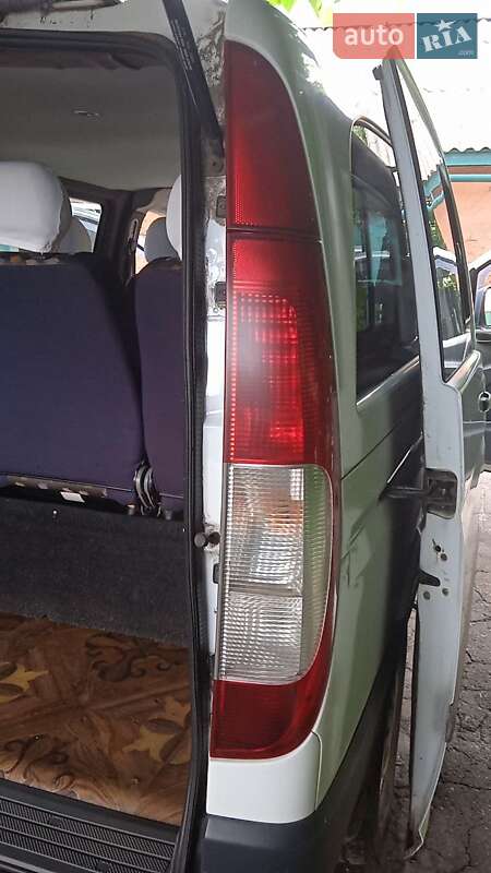 Минивэн Mercedes-Benz Vito 2005 в Ичне