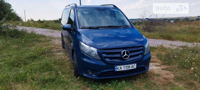 Минивэн Mercedes-Benz Vito 2015 в Киеве