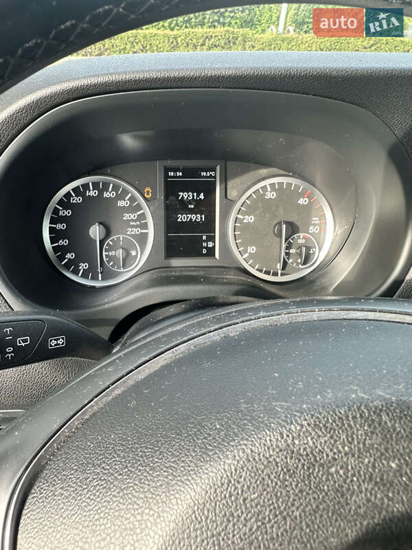 Минивэн Mercedes-Benz Vito 2018 в Пулинах