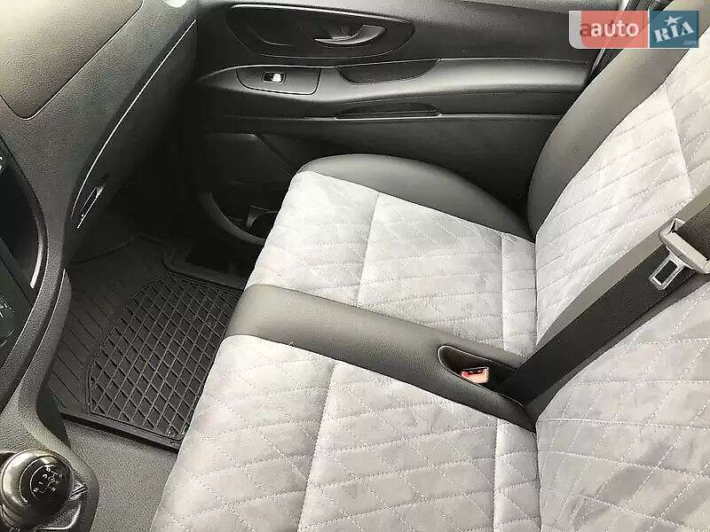 Мінівен Mercedes-Benz Vito 2016 в Хмельницькому