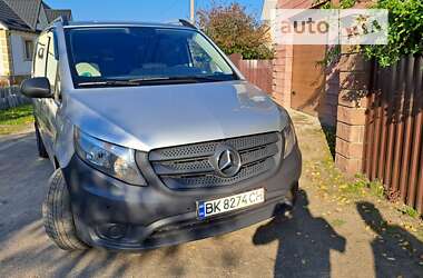 Мінівен Mercedes-Benz Vito 2015 в Сарнах