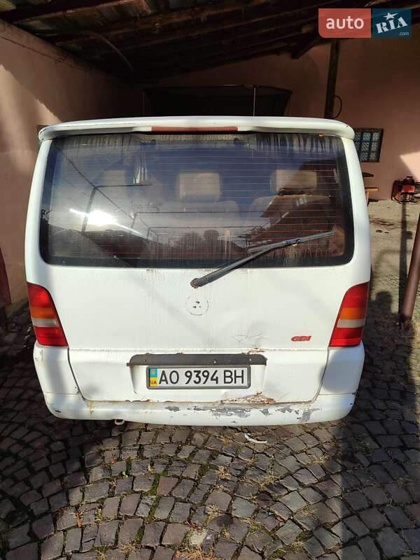 Минивэн Mercedes-Benz Vito 2001 в Иршаве