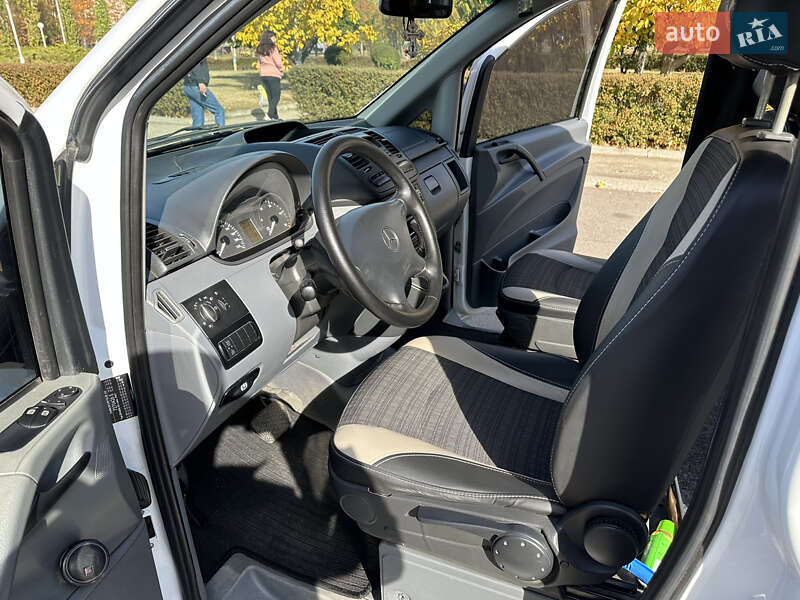 Минивэн Mercedes-Benz Vito 2006 в Южноукраинске