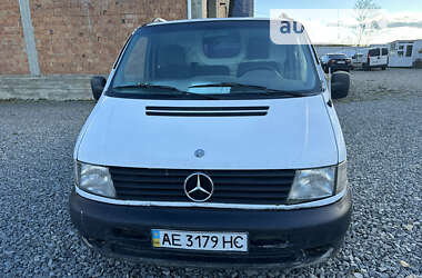 Вантажний фургон Mercedes-Benz Vito 2003 в Чернівцях