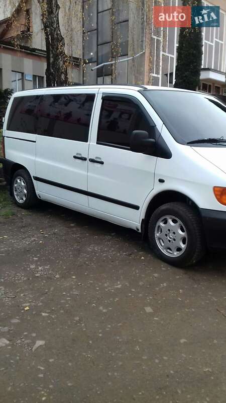 Минивэн Mercedes-Benz Vito 2000 в Заставной