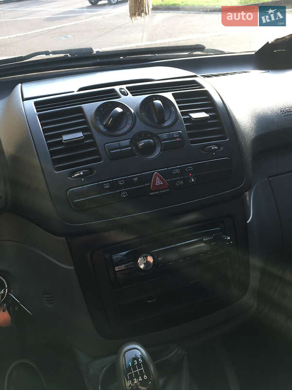 Минивэн Mercedes-Benz Vito 2005 в Черновцах