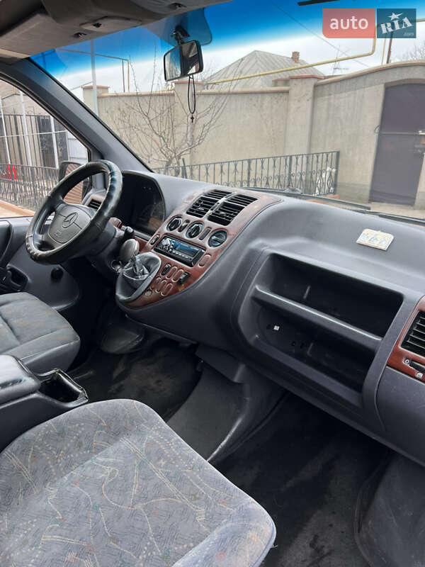 Мінівен Mercedes-Benz Vito 1999 в Одесі