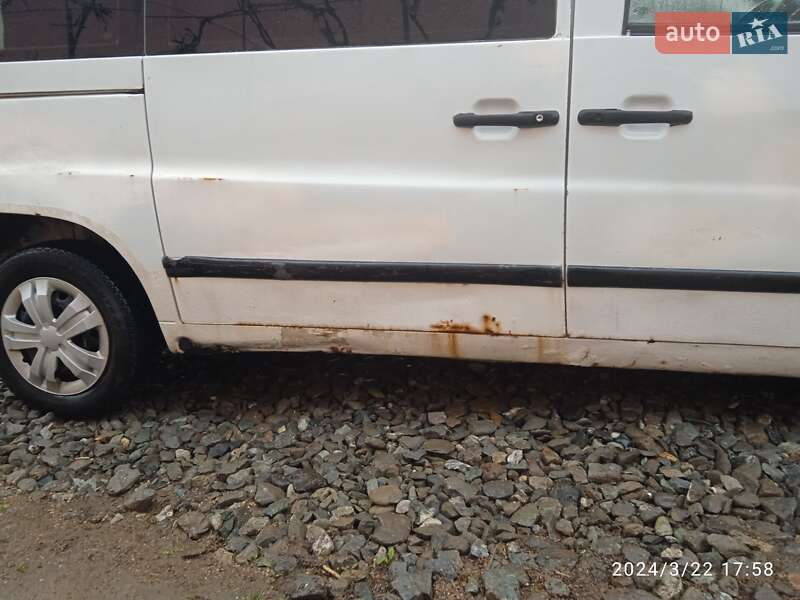 Мінівен Mercedes-Benz Vito 1998 в Ужгороді