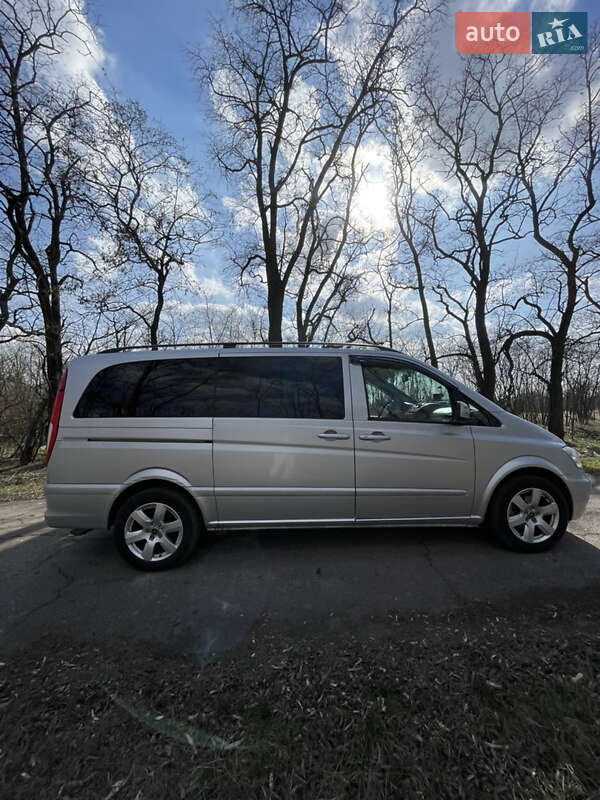 Минивэн Mercedes-Benz Vito 2010 в Пятихатках