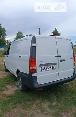 Грузовой фургон Mercedes-Benz Vito 2015 в Погребище