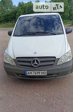 Вантажопасажирський фургон Mercedes-Benz Vito 2012 в Житомирі