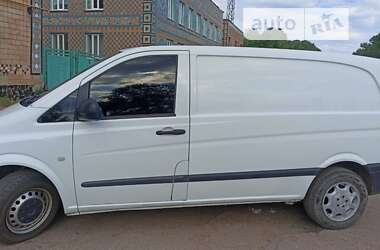 Вантажопасажирський фургон Mercedes-Benz Vito 2012 в Житомирі