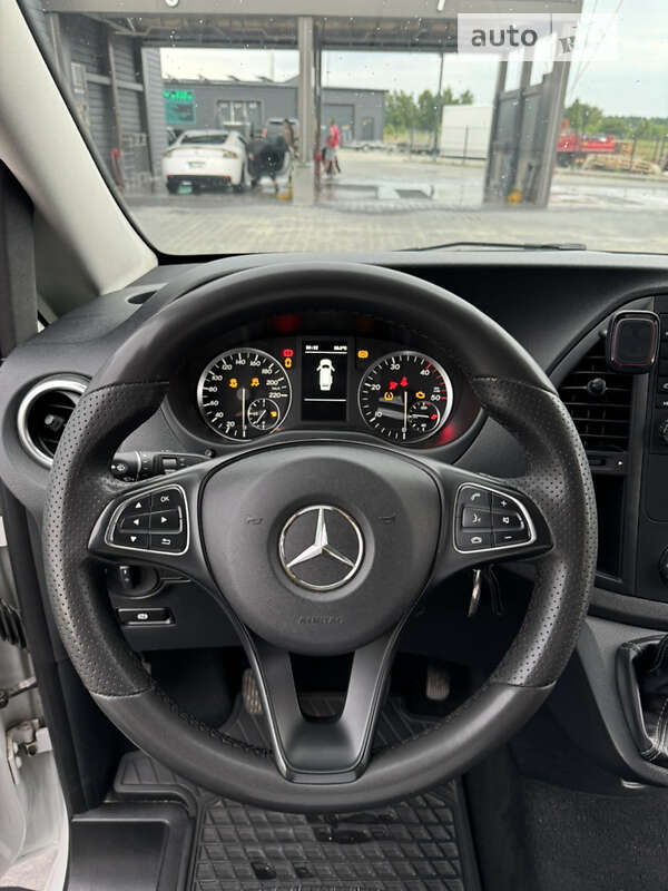 Мінівен Mercedes-Benz Vito 2016 в Івано-Франківську фото 21 Мінівен Mercedes-Benz Vito 2016 в Івано-Франківську