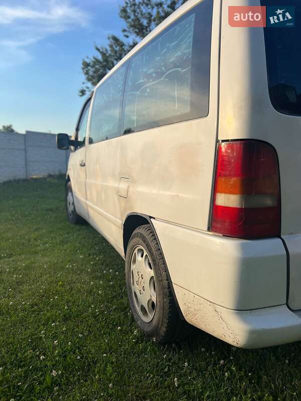 Минивэн Mercedes-Benz Vito 2001 в Ровно