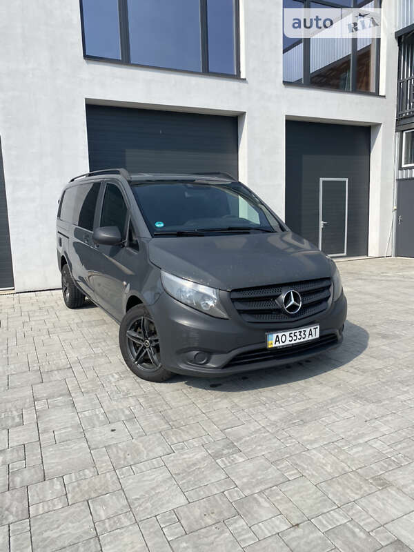 Мінівен Mercedes-Benz Vito 2014 в Тячеві