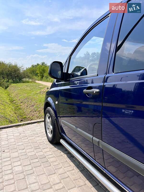 Мінівен Mercedes-Benz Vito 2004 в Самборі