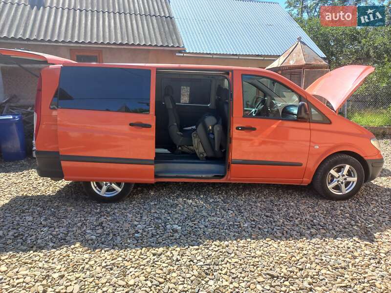 Минивэн Mercedes-Benz Vito 2005 в Вижнице