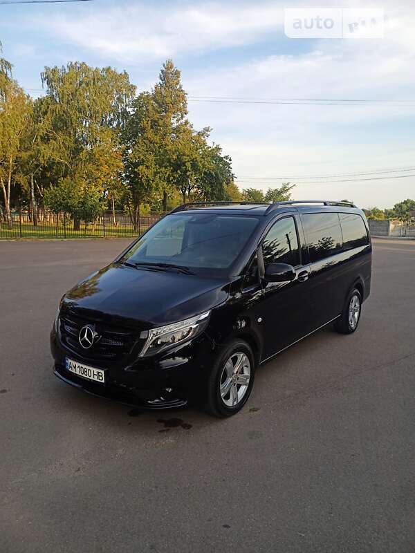 Минивэн Mercedes-Benz Vito 2017 в Борисполе