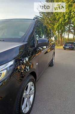 Минивэн Mercedes-Benz Vito 2017 в 