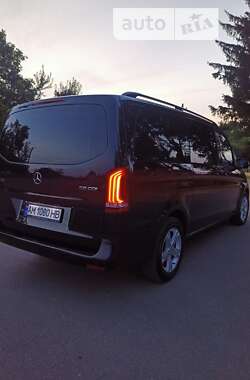 Минивэн Mercedes-Benz Vito 2017 в 