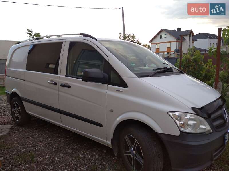 Грузопассажирский фургон Mercedes-Benz Vito 1998 в Киеве