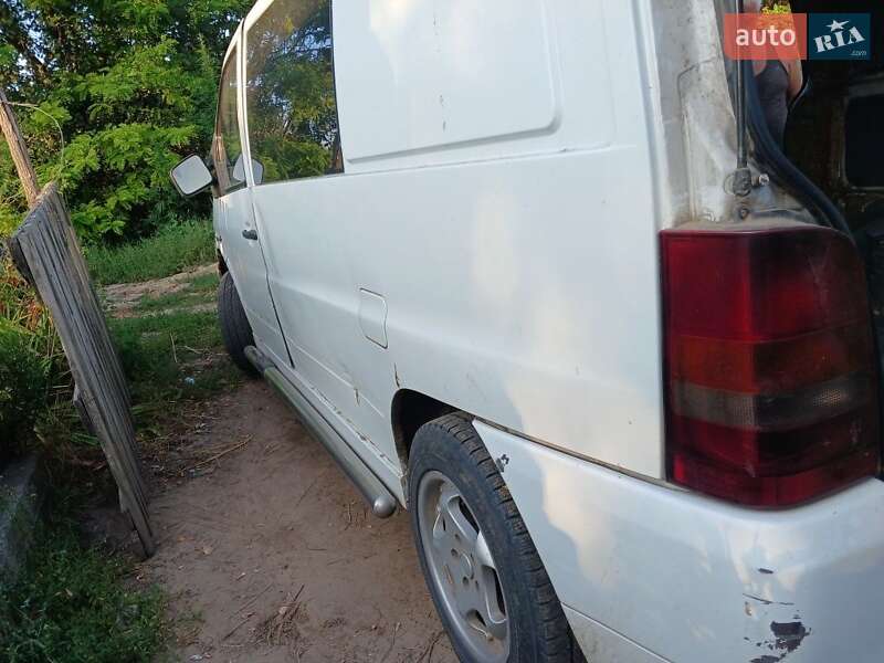 Минивэн Mercedes-Benz Vito 2000 в Обухове