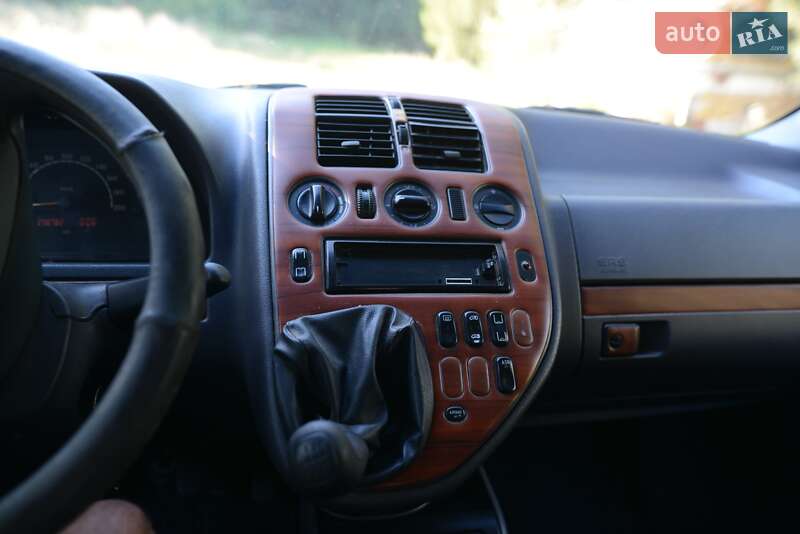 Мінівен Mercedes-Benz Vito 2001 в Косові фото 10 Мінівен Mercedes-Benz Vito 2001 в Косові