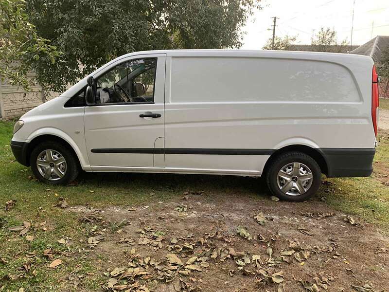 Грузовой фургон Mercedes-Benz Vito 2007 в Киеве