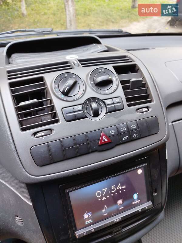 Минивэн Mercedes-Benz Vito 2011 в Ровно