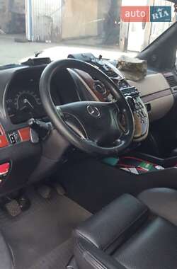 Грузопассажирский фургон Mercedes-Benz Vito 2003 в 